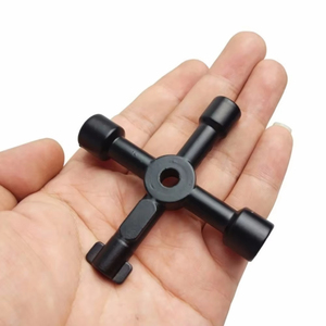 Clé <span class=keywords><strong>universelle</strong></span> multifonction 4-en-1 pour électricien et plombier, clé à molette croisée carrée et triangulaire pour gaz, train, purge de radiateur - Product Image 3