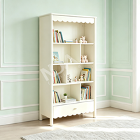 Ensemble de meubles de chambre d'enfant à bords festonnés en bois : Lit gigogne, Armoire, Bureau, Table de chevet, Commode, Bibliothèque, Tabouret