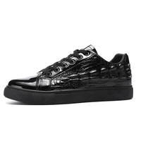 Chaussures de Sport pour Hommes Style Course à Pied et Marche, Sneaker de Mode Personnalisé Noir Pur Qualité Supérieure Vente en Gros pour Hommes Y