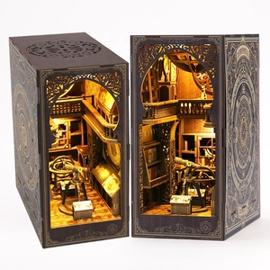 Fabricant de maison de poupée en bois DIY Book Nook Kit Miniature Eco-Friendly Book Nook 3d Puzzles en bois pour <span class=keywords><strong>adultes</strong></span> - Product Image 3
