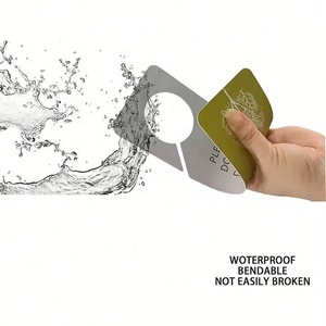 Etiqueta Colgante de PVC Personalizada para Puerta de Hotel u Oficina, con Mensaje de 'No Molestar' o 'Por Favor, Limpie', Servicio de Limpieza - Product Image 3