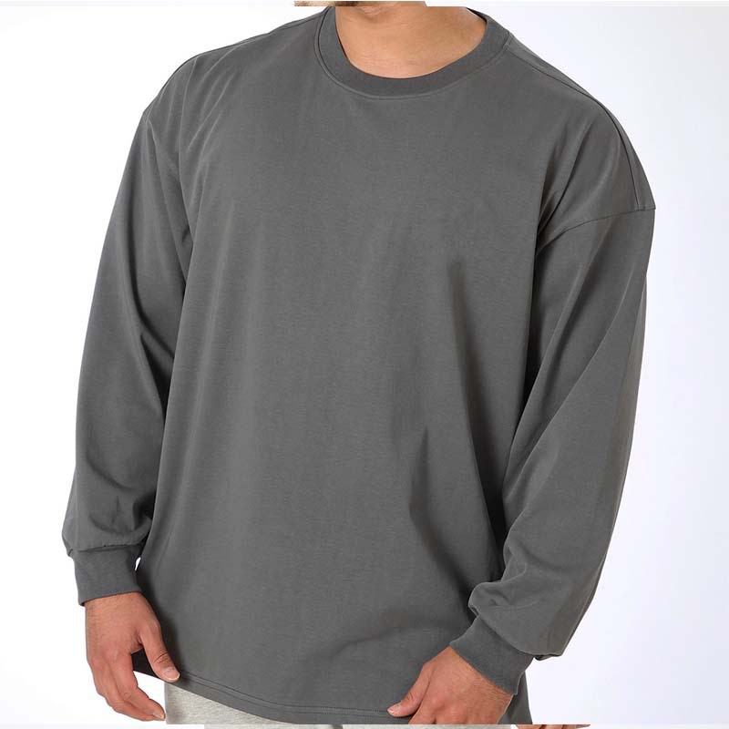 สีเทาเข้ม