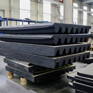 Matrice a mascelle Hongxing in acciaio ad alto contenuto di manganese C120 per la frantumazione della roccia - Product Image 2