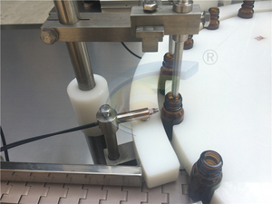 Máquina automática de llenado de aceite esencial líquido limpiador de lavado de autos de 50ml 60ml - Product Image 5