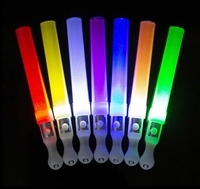 Fournitures en vrac personnalisées Baguette courte fluorescente à LED phosphorescente Bâtons de concert en direct Matériau plastique