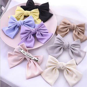Hot Sales Mode Frauen Haarschmuck Neues Design Satin Bogen Haarnadel Elegante reine Farben Mädchen Schmetterling Haars pangen - Product Image 1