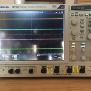 Oscilloscope numérique Tektronix DPO7254C, bande passante 2,5 GHz, 40GSa/s, 4 canaux - Product Image 1
