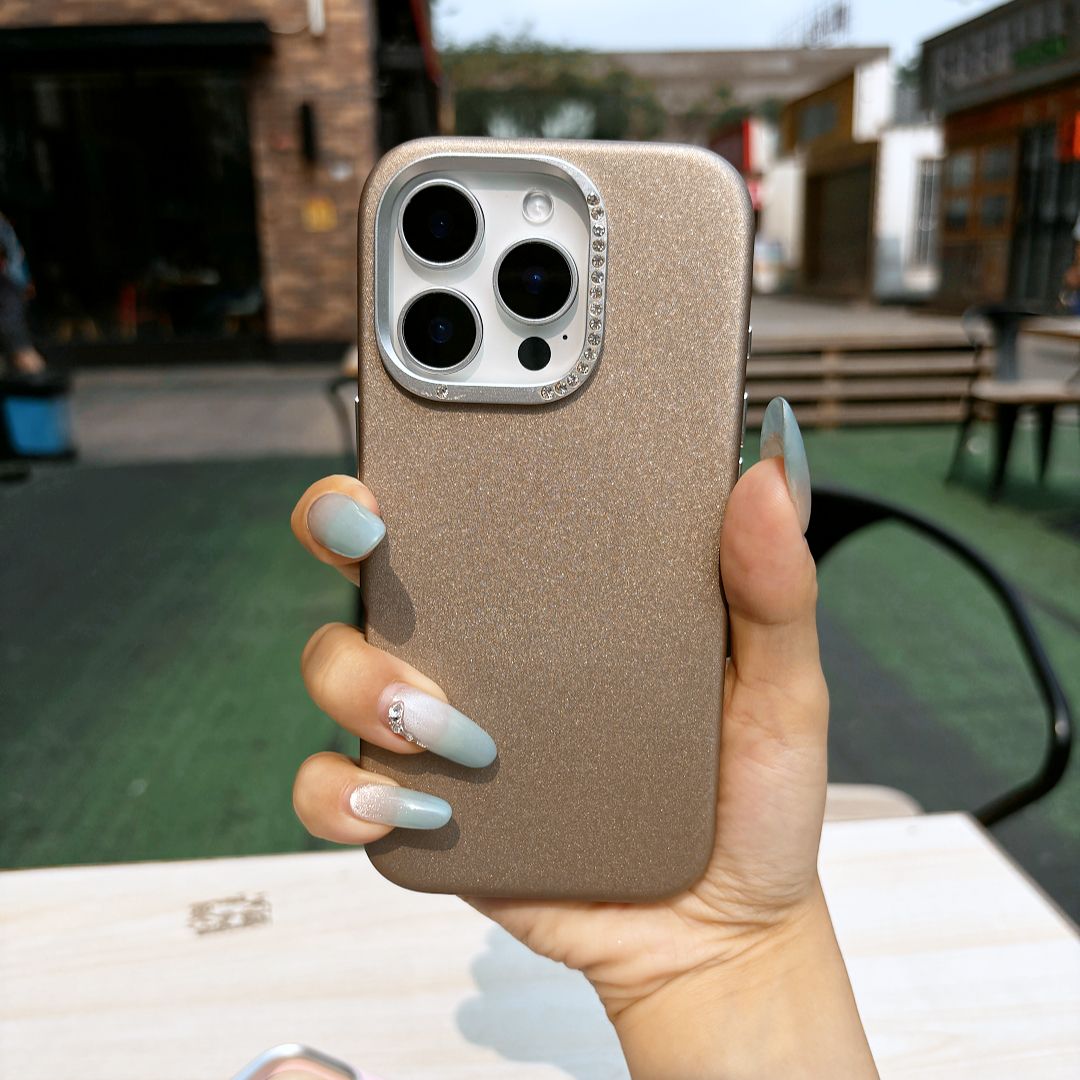 สีน้ำตาล