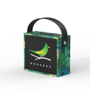 ลำโพงคาราโอเกะแบบพกพา รุ่นใหม่ ดีไซน์สร้างสรรค์ พร้อมช่องเสียบ USB แฟลชไดรฟ์ แบตเตอรี่ในตัว ตัวเครื่องทำจากไม้ หูฟังแบบมีสาย เหมาะสำหรับใช้งานกลางแจ้ง - Product Image 5