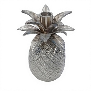 Portavelas de Piña Plateada para Decoración de Mesa de Boda, Técnica de Fundición a Mano, Soporte de Metal para Velas, Diseños Personalizables - Product Image 1