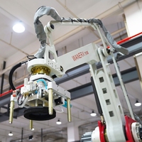 Robot palettiseur de fûts industriels 50 kg Bras automatique électrique pour système de superposition de fûts alimentaires et de boissons avec emballage en bois