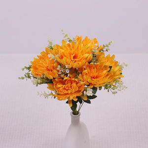 Bouquet de 7 chrysanthèmes artificiels en soie pour le festival Qingming et le culte des ancêtres, vente en gros, commerce extérieur depuis la Chine - Product Image 6