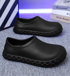 <span class=keywords><strong>Scarpe</strong></span> da Lavoro <span class=keywords><strong>Antinfortunistiche</strong></span> da Uomo per Cucina, Tomaia in EVA, Suola in Gomma Antiscivolo, Resistenti all'Olio e Impermeabili, per Chef, <span class=keywords><strong>Ristorazione</strong></span> e Uso Industriale - Product Image 4