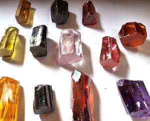 Circonia Cúbica a <span class=keywords><strong>Precio</strong></span> de Fábrica, Material en Bruto de Circonia Cúbica por <span class=keywords><strong>Gramo</strong></span> - Product Image 3