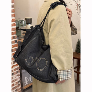 Bolso tote de mezclilla retro estilo coreano para mujer, novedad 2025, bolso de hombro de gran capacidad con estampado de letras, para el día a día y para mamá - Product Image 4