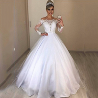 Style européen hors épaule col en V minceur robe de mariée dentelle bord jupe bouffante queue à la mode minceur