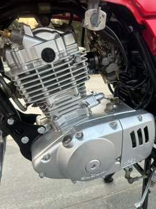 รถมอเตอร์ไซค์สตรีท ประหยัดน้ำมัน ทนทาน เหมาะสำหรับการเดินทางประจำวัน - ซูซูกิ วานชิ 125 ซีซี - Product Image 6