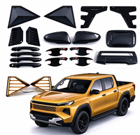 Poignée de porte extérieure, coque de réservoir de carburant, rétroviseur, feu antibrouillard arrière, cache de prise d'air latérale du capot pour Toyota Hilux Travo 2025+