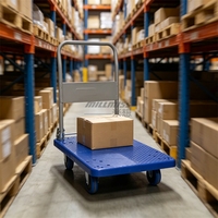 Chariot à plateforme en plastique robuste à quatre roues pour le transport de marchandises industrielles