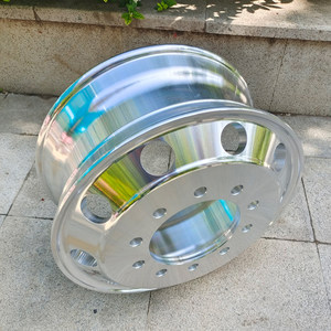 <span class=keywords><strong>Jante</strong></span> en aluminium forgé pour camion 22,5 pouces 22,5x9,0 22,5x8,25 pour pneus 12R22.5 315/80R22.5 11R22.5 295/80R22.5 8R17.5 10 <span class=keywords><strong>trous</strong></span>, alliage Alcoa - Product Image 3