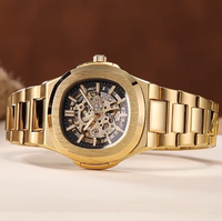 Montre de plongée pour homme de haute qualité, sertie de diamants, design creux en or, chronographe mécanique entièrement automatique, 50 bars d'étanchéité