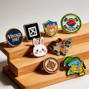 Pin de Esmalte Personalizado 2026: Diseño de Logotipo y Tamaño a Medida, <span class=keywords><strong>Sin</strong></span> Pedido Mínimo, Venta al por Mayor Directa de Fabricante - Product Image 1