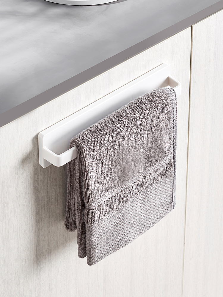 New towel bar 1914