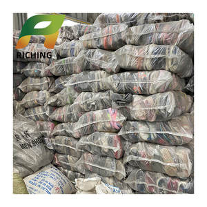 <span class=keywords><strong>Chaussures</strong></span> de football d'occasion pour enfants, lots mixtes, <span class=keywords><strong>chaussures</strong></span> de football d'occasion pour hommes, <span class=keywords><strong>chaussures</strong></span> de friperie premier choix, vente en gros, scarpe usate - Product Image 1