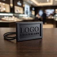 Sacs de vêtements en polyester recyclé avec corde carrée, gravure laser, personnalisables OEM, durables, avec nom de marque estampé or, pour étiquettes de montres