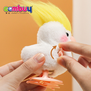 Pappagallo di peluche saltellante in plastica, simpatico giocattolo a molla per bambini - Product Image 4