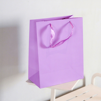Sacs fourre-tout en papier imprimé violet en gros, en stock, sacs d'emballage en carton blanc pour vin, chaussures, boîtes cadeaux et emballages de shopping