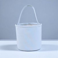Panier de Pâques personnalisé classique et sucré en tissu seersucker pour enfants, décorations de panier