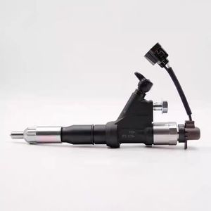 Hino 23670-E0530 Denso หัวฉีดน้ำมันเชื้อเพลิงคอมมอนเรล295050-0790 - Product Image 2