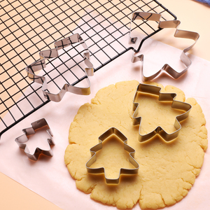 Khuôn làm bánh hình cây thông Noel bằng thép không gỉ - Product Image 3