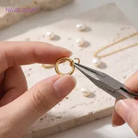 Anneaux de jonction fermés lisses en laiton plaqué or 18 carats de 4/5 mm, couleur noire durable, pour la fabrication de bijoux DIY