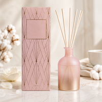 Diffuseur à bâtonnets en verre dépoli 150 ml OEM ODM, ensemble complet, parfum Pin Flanelle, boîte personnalisée avec logo pour cadeaux de fêtes