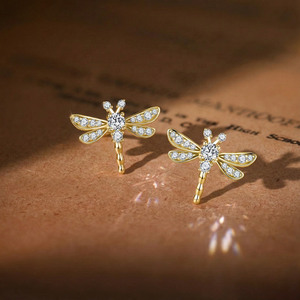 Romantik Tarz 2026 Gümüş Lüks Mücevher Altın Kaplama Gra Sertifikalı Mozanit Elmas Kadınlar İçin Yusufçuk Küpe - Product Image 4