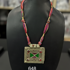 สร้อยคอลูกปัดแฟชั่นสไตล์ทิเบตจี้โลหะจากอินเดียสร้อยคอแฟชั่นสร้อยคอโชคเกอร์จี้แฟชั่นขายส่ง - Product Image 1