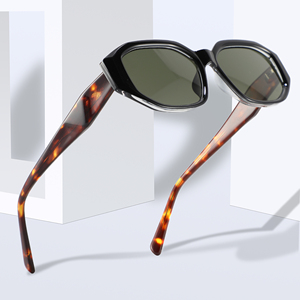 2025 Trending Gafas Moda Tonos Logotipo personalizado TR90 Gafas de sol negras Gafas de Sol de acetato de alta calidad para mujer - Product Image 1