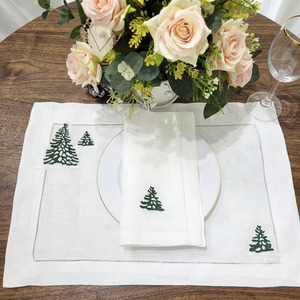 Serviette de table brodée à la main 100% lin pour les dîners de mariage, logo et couleur personnalisés, style traditionnel, lavable, utilisation domestique - Product Image 5