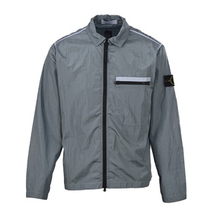 Chaqueta Ligera Impermeable de Nylon con Detalles Metálicos Estilo Hip-Hop Oversize de Lujo para Hombre, Colección 2026 - Product Image 1