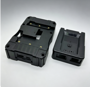 Stampo a iniezione personalizzato per scatola fusibili relè in PA66, produttore di stampi in plastica per portafusibili elettrici in nylon rinforzato con fibra di vetro per il settore automobilistico di alta gamma - Product Image 3