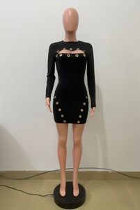 Novedades Otoño/Invierno: Vestidos de Mujer a la Moda con Cordones y Ojales Metálicos - Product Image 5