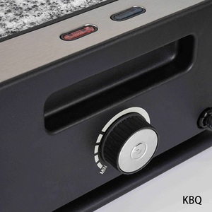 Gril de table électrique 1200W pour <span class=keywords><strong>8</strong></span> <span class=keywords><strong>personnes</strong></span> Ensemble de <span class=keywords><strong>8</strong></span> spatules à <span class=keywords><strong>8</strong></span> casseroles pour usage domestique et hôtelier - Product Image 2