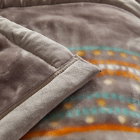 100% Polyester Soft-Touch Nerz-Warme Dicke Wolken-Raschel-Decke