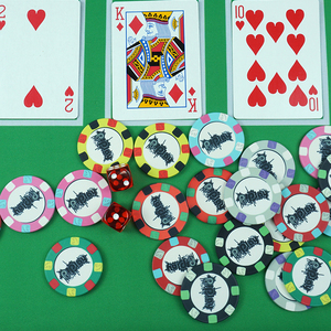 Jetons de <span class=keywords><strong>poker</strong></span> de casino de <span class=keywords><strong>prix</strong></span> usine de conception libre jeton de <span class=keywords><strong>jeu</strong></span> en matériau céramique 39*3.5mm sans valeur jetons accessoires de casino - Product Image 6