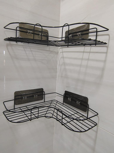 Lot de 2 étagères d'angle de douche triangulaires en fer noir, adhésives sans perçage, pour rangement mural de salle de bain - Product Image 3