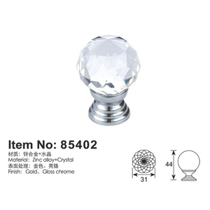 En gros belle en forme de diamant en cristal armoire poignées boutons de <span class=keywords><strong>tiroir</strong></span> <span class=keywords><strong>pour</strong></span> commodes - Product Image 3