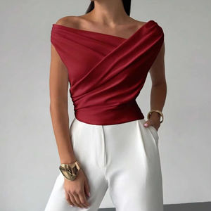 T-shirt décontracté sans manches en polyester doux pour femme, style simple, épaule asymétrique, coupe ajustée, haut printemps/été - Product Image 1