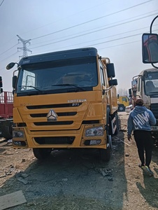 Camion lourd HOWO 4X2 le plus vendu, Weichai, conduite à gauche, Euro 2, diesel automatique, caméra arrière d'occasion, 251-350 ch, 15-20T PTC, 2012 - Product Image 3